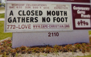 closed-mouth