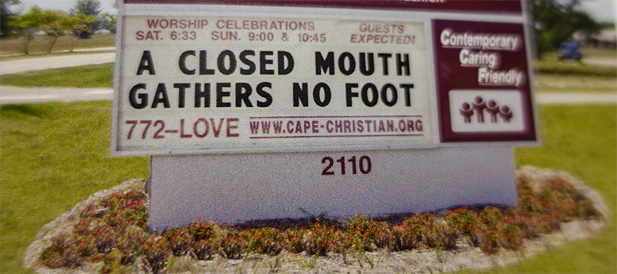 closed-mouth