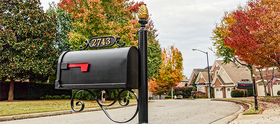 mailbox-fall