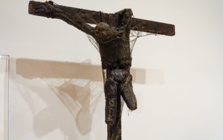 Jesus-cross-statue