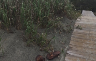 shoes-beach