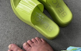 feet